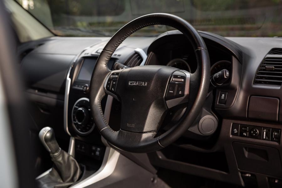 Торпедо Isuzu D-Max GO2 2020 года  (фото 10 из 24)